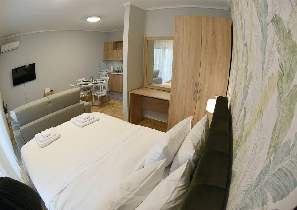 Irresistable Studio In The Heart Of Ксанти Экстерьер фото